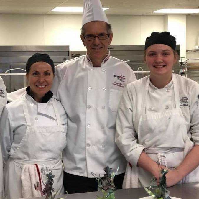Chef Steven Weiss with students
